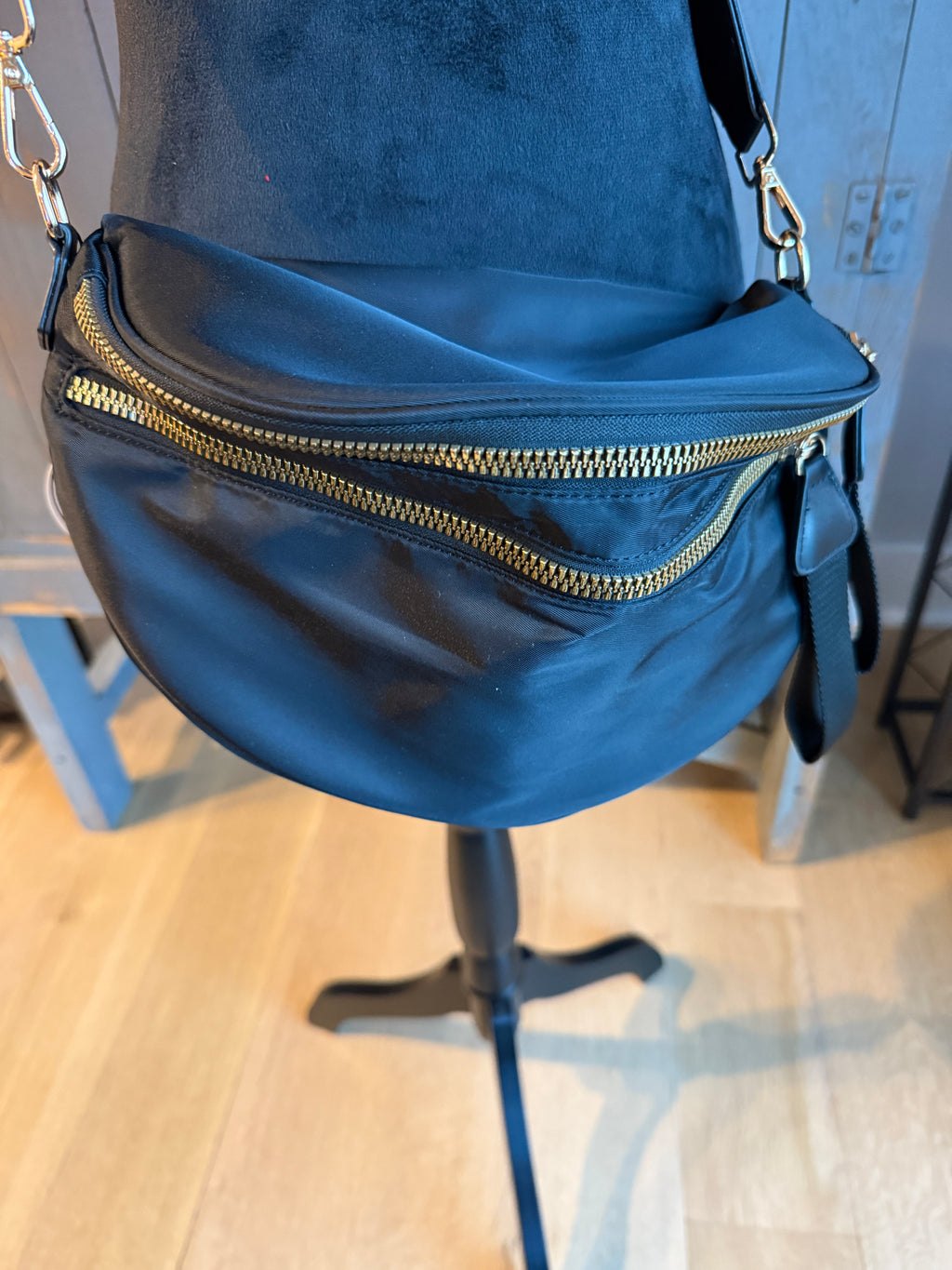 The Avril Crossbody