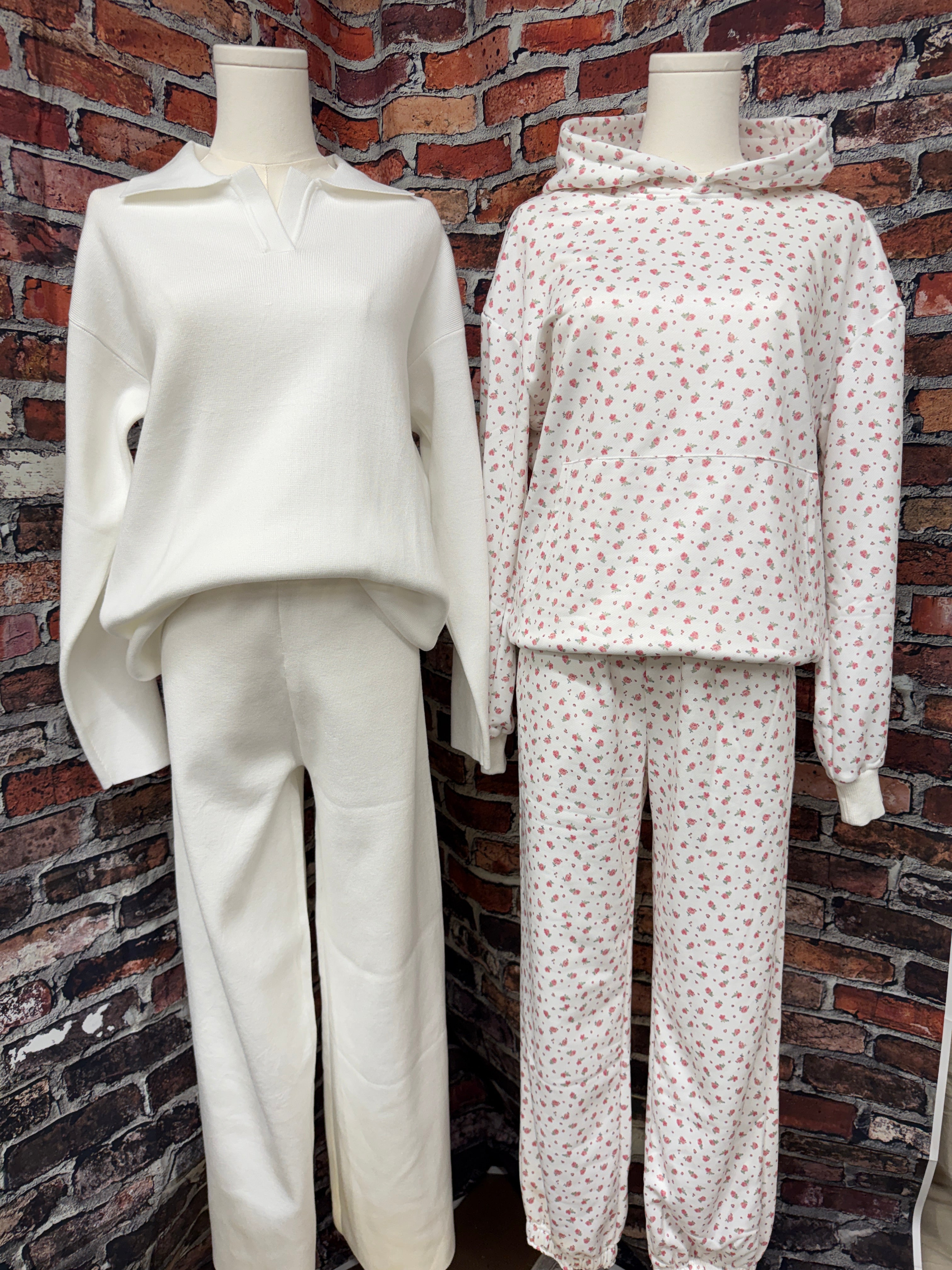 V-neck Lounge Set